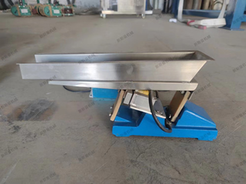 旋振篩,直線振動(dòng)篩，電磁振動(dòng)給料機(jī)發(fā)貨走起，