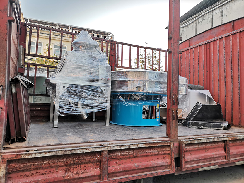 超聲波旋振篩、真空上料機(jī)發(fā)貨