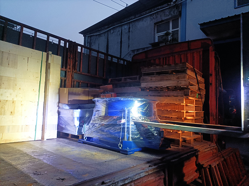 搖擺篩、平臺、網(wǎng)架等發(fā)貨